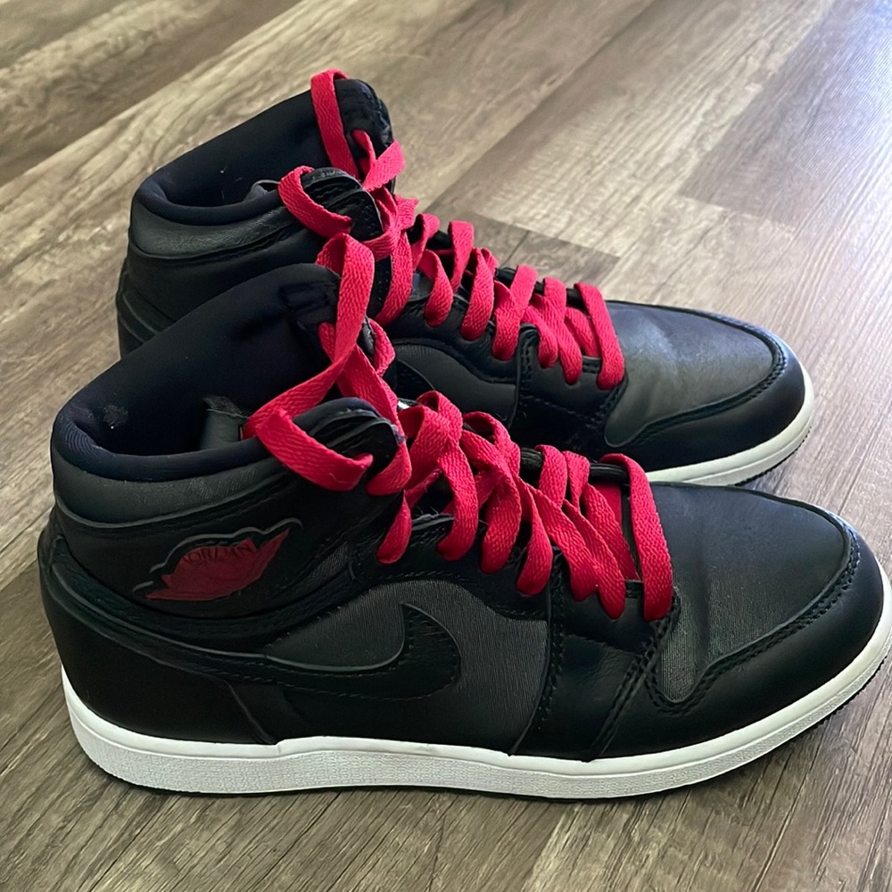 Air Jordan 1 Retro High